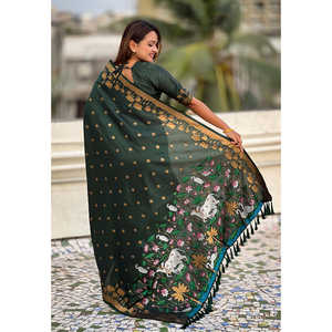 Sari de Seda Pichwai Tejido con Hilo Zari Verde Botella de Elite Weaves, Vestido Elegante para la Noche, 650g - Product Image 4