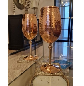 Verre à vin en cuivre martelé ILAHI, écologique, portable, moderne, avec couvercles, emballage en boîte blanche, pour la maison, l'hôtel, les fêtes - Product Image 1