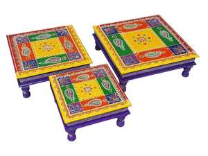 Ensemble de chowkis en bois artisanaux du Rajasthan avec peinture Meenakari vibrante, accent spirituel pour les temples domestiques - Product Image 3