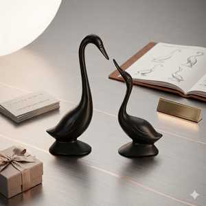 Ensemble de 2 figurines de cygne traditionnelles en aluminium, sculptées à la main, décor artistique pour table, salon, chambre à coucher - Product Image 1