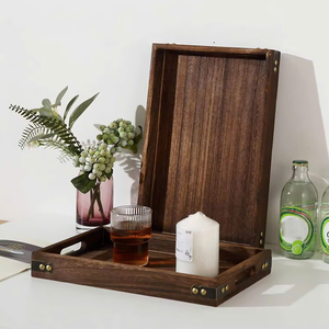 Ensemble de 3 plateaux de service carrés en bois naturel, rétro, faits à la main, non toxiques, durables, de qualité alimentaire, design personnalisable, pour fêtes et maison - Product Image 5
