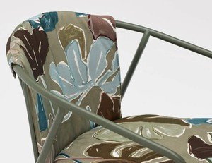 Modern Metal Frame Living Room <b>Chair</b> with Solid Back <b>Cushioned</b> Seat Minimalist Design Leisure Armchair for Home Furniture - Product Image 6
