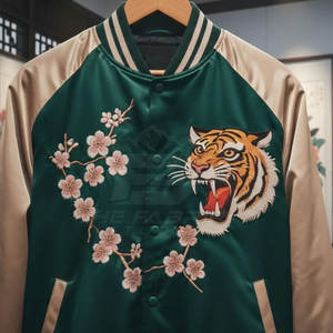 Chaqueta Sukajan Elegante con Forro Interior Transpirable y Suave al Tacto, Mangas en Color de Contraste, Estética Tradicional para la Moda Juvenil - Product Image 5