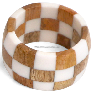 Nouveaux anneaux de serviette en bois Vente en gros directe d'usine Porte-mouchoirs de table Décoration de fête en papier pour les mariages - Product Image 1