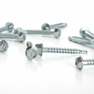 "Anti-Slip Torx Drive Countersunk Wood Screws - Heavy Duty Carbon Steel <b>Fasteners</b>" - Product Image 1