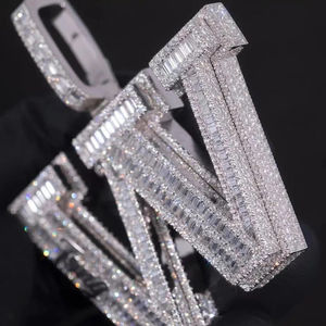 Colgante de Moissanita Chapado en Oro de 18K y Plata Sólida 925 con Letras del Alfabeto de Gran Tamaño y Color Personalizado, Joyería Hip Hop para Hombre - Product Image 6