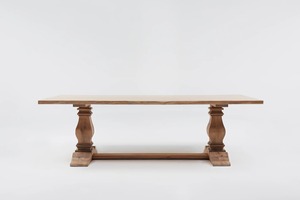 Elegante Mesa de Comedor Rectangular Moderna de Madera de Teca Sólida con Patas de Pedestal Torneadas, Acabado Natural Cálido para Comedor - Product Image 5