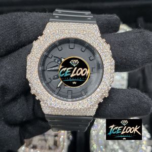 Montre à quartz Ice Look avec cadran noir, lunette en cristal et bracelet en silicone, idéale pour le streetwear ou comme cadeau - Product Image 4