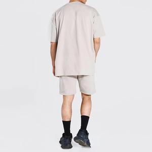 ชุดเซ็ตเสื้อโปโลและกางเกงขาสั้นผู้ชาย สไตล์ลำลองสมาร์ท  ปักโลโก้ที่อก  ป้ายไซส์และป้ายสีแบบกำหนดเองได้ - Product Image 3