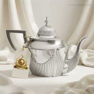 กาน้ำชาสแตนเลสขัดเงาสีเงินคลาสสิก สำหรับโรงแรม ร้านอาหาร - Product Image 1