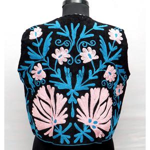 <b>Women's</b> Elegant Style Embroidered Floral Corduroy Short Sleeveless Vest O-Neck Outerwear Handmade Cotton <b>Waistcoat</b> - Product Image 2