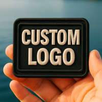 Faible MOQ 50, personnalisation rapide et flexible en couleur contrastée, liberté, patch brodé 3D auto-adhésif, petite lettre
