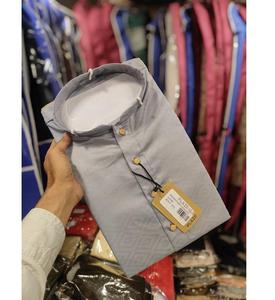 Kurta tradicional de algodón para hombre con cuello alto y botones, ideal para uso diario, ropa étnica informal y reuniones culturales. - Product Image 2