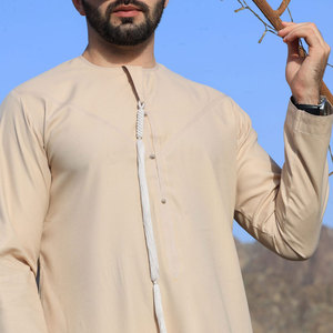 <b>Thobe</b> OEM Factory Custom Islamic Clothing with Modern Tailoring Polyester Anti-static for Global Brands & Export - Product Image 2