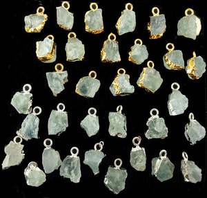 Pendentifs breloques en cristal d'améthyste naturelle brute plaquée or, pierres précieuses violettes brutes, pour la guérison, composants de bijoux DIY, collier bohème, boucles d'oreilles - Product Image 4