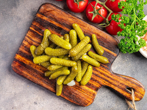 Auténticos Cornichones al Estilo Francés, Pepinillos Picantes en Frasco de Vidrio con 3 Años de Duración - Product Image 2