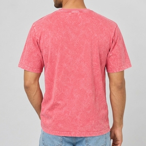 Camiseta de Hombre con Lavado Ácido, Diseño Sólido y Estampado Moderno, Nueva Colección en Oferta - Product Image 2