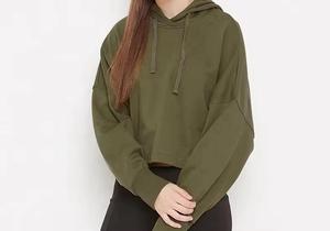 เสื้อฮู้ดครอปตัวยาวสำหรับผู้หญิง ผ้าฝ้ายกำมะหยี่ 100% สีพื้น ลุคแฟชั่น ดีไซน์แบบแผ่นต่อผ้า คอฮู้ด - Product Image 5