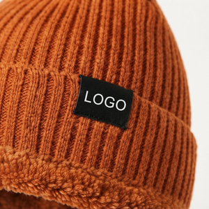 Gorro de Punto Acanalado Cálido de Alta Calidad al por Mayor con Forro de Sherpa para Mujer y Hombre, Uso Casual de Invierno, Logotipo Tejido Personalizado - Product Image 5