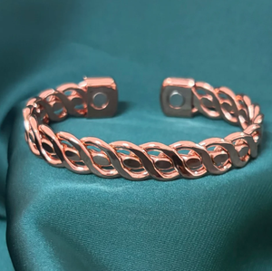 Bracelet en cuivre massif ajustable, manchette ouverte, design à maillons solides, fait main - Product Image 1