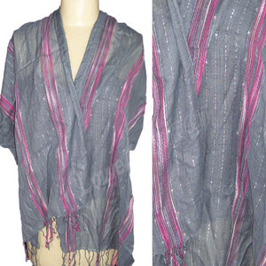 Écharpe longue en coton tricoté à la main à rayures noires et blanches, douce, légère, tendance, pour l'hiver, unisexe, décontractée - Product Image 1