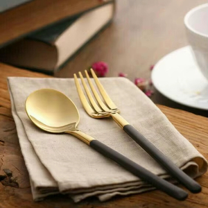 Cubiertos de comedor inspirados en la calma escandinava, diseñados para mesas ligeras, para una recepción tranquila y un equilibrio moderno. - Product Image 1