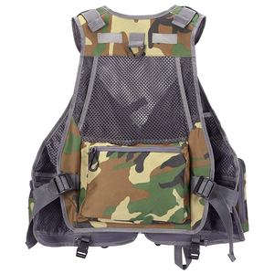 เสื้อกั๊กตกปลาระบายอากาศได้ดีมีกระเป๋าดีไซน์ลายพรางโลโก้ OEM และ ODM - Product Image 3