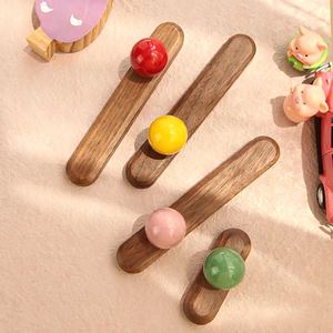 Poignées de tiroir en résine pastel pour meubles, ensemble de poignées de tiroir colorées, boutons de meubles modernes et mignons, poignées en résine faite à la main - Product Image 2