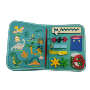 Tableau d'activités sensoriel en feutre portable multifonctionnel sur le thème du Royaume des Dinosaures - Product Image 2