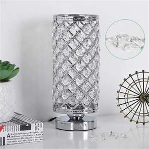 Juego de 2 Lámparas de Mesa Plateadas con Pantallas de Cristal Transparente, Lámparas de Mesa de Cristal - Product Image 5