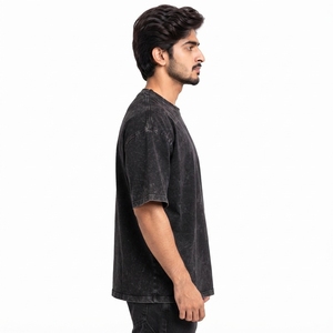 เสื้อยืดโอเวอร์ไซส์ผ้าฝ้ายหนานุ่มทรงหลวมสไตล์วินเทจฟอกสีลำลองสำหรับผู้ชาย เสื้อยืดโอเวอร์ไซส์ฟอกสีแบบแอซิดวอชใส่สบายทุกวันสำหรับผู้ชาย - Product Image 3
