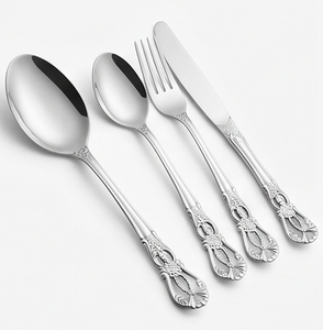 Ensemble de cuillères en acier inoxydable finition argentée, élégantes, pour la salle à manger, la cuisine et le service. - Product Image 1