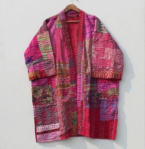Nouveau modèle Kimono ethnique style bohème en coton Kantha Veste patchwork Khamadiya Kantha pour femme - Product Image 3