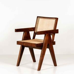 Fauteuil de bureau style Pierre Jeanneret en bois massif avec pieds en V et tressage en rotin naturel pour salle à manger et bureau - Vente en gros - Product Image 1