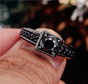 Anillo de Compromiso Personalizado Ratan International de Oro Sólido de 10k con Moissanita de 2ct para Unisex - Product Image 5