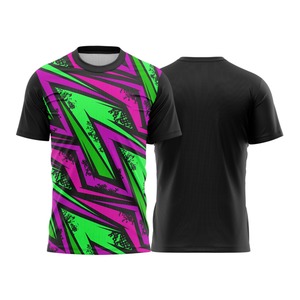 เสื้อฟุตบอลแขนสั้นสีดำแบบยูนิเซ็กซ์ ลายธงชาติแบบเรขาคณิต พิมพ์ลายแบบ Sublimation ระบายเหงื่อได้ดี ทรงสปอร์ต เหมาะกับทุกฤดูกาล ชุดทีม - Product Image 4