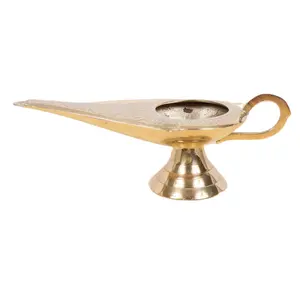 Brass Engraved Aladdin Lamp Plain Polished Vintage Style Lamp Aladdin Genie Lamp Handmade New Lighting Item Collection For Sale