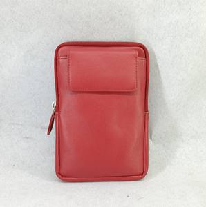 Bolso Bandolera de Cuero Unisex con Protección RFID, Estuche para Móvil, Cartera para Hombre, Porta Pasaportes, Esencial para Viajes, Hecho a Mano por Proveedor Indio - Product Image 2