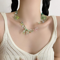 Chaîne de clavicule en cristal de jardin féerique, bijoux perlés faits à la main pour le printemps et l'été