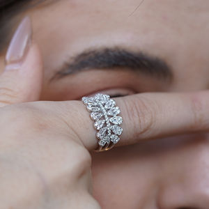 Bague personnalisée en argent 925 avec diamants de laboratoire taille baguette multi-rangs, bijou de déclaration pour mariée ou cocktail, joaillerie fine - Product Image 5