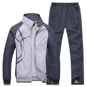 Survêtement de sport d'hiver pour hommes, 100 % polyester, léger, long, à capuche, pour la course et l'entraînement, nouvelle collection, personnalisable - Product Image 1