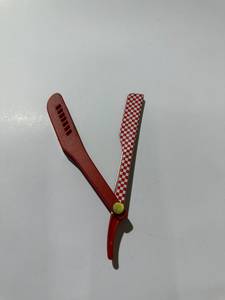 Stainless Steel <b>Razor</b> with Red Checkered <b>Blade</b> and Steel Handle OEM Brand Non-Disposable for Face Shaving <b>Single</b> <b>Blade</b> Design - Product Image 5