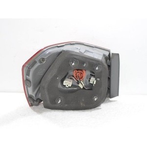 Cadenza Ensemble de feux arrière extérieurs droit, côté conducteur, d'occasion, OEM 924023R000 - Product Image 6