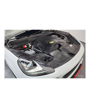 Porsche Cayenne 3.0 Coupé 2024, 62,215 km, Caja de Cambios Automática, Cámara Trasera, Asientos de Cuero, Volante a la Izquierda - Product Image 6