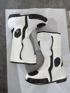 Botas de Motociclista de Cuero Blanco Personalizadas con Protección Blanca en el Tobillo y la Planta del Pie, Botas de Motociclismo para Hombre, Zapatos de Carreras - Product Image 2