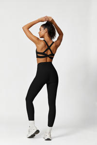 Ensemble de yoga 3 pièces pour femmes, soutien-gorge de sport sans couture à bretelles croisées, leggings taille haute, haut à manches longues - Product Image 3