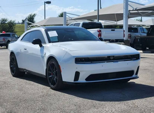 PRECIO DE SUBASTA PARA AUTO USADO DODGE-CHARGER DAYTONA <span class=keywords><strong>SCAT</strong></span> SEDAN 2024 2025 EN BUEN ESTADO DE FUNCIONAMIENTO - Product Image 4