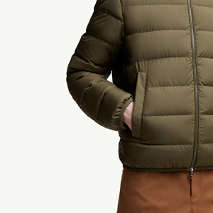 Veste en nylon et polyester rembourrée, respirante, imperméable et chaude pour l'hiver, fabriquée au Pakistan, vente en gros OEM personnalisée - Product Image 4