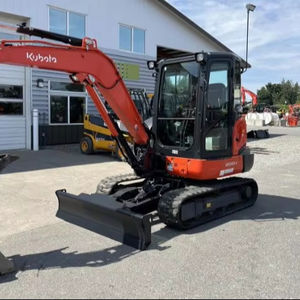 Mini-excavatrice compacte Kubota modèle KX040-4 2022 – Poids : 9 200 lb, puissance du moteur : 40,4 CV, 1 453 heures de fonctionnement - Product Image 1