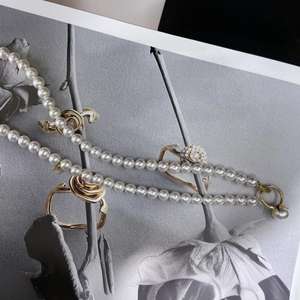 ต่างหูมุกแท้ 18K สีม่วงเดมอน ขนาด 10-11 มม. และมุกทรงกลม 7-8 มม. แสงเงาสวยงาม ไร้ตำหนิ บรรจุกล่องของขวัญ - Product Image 4